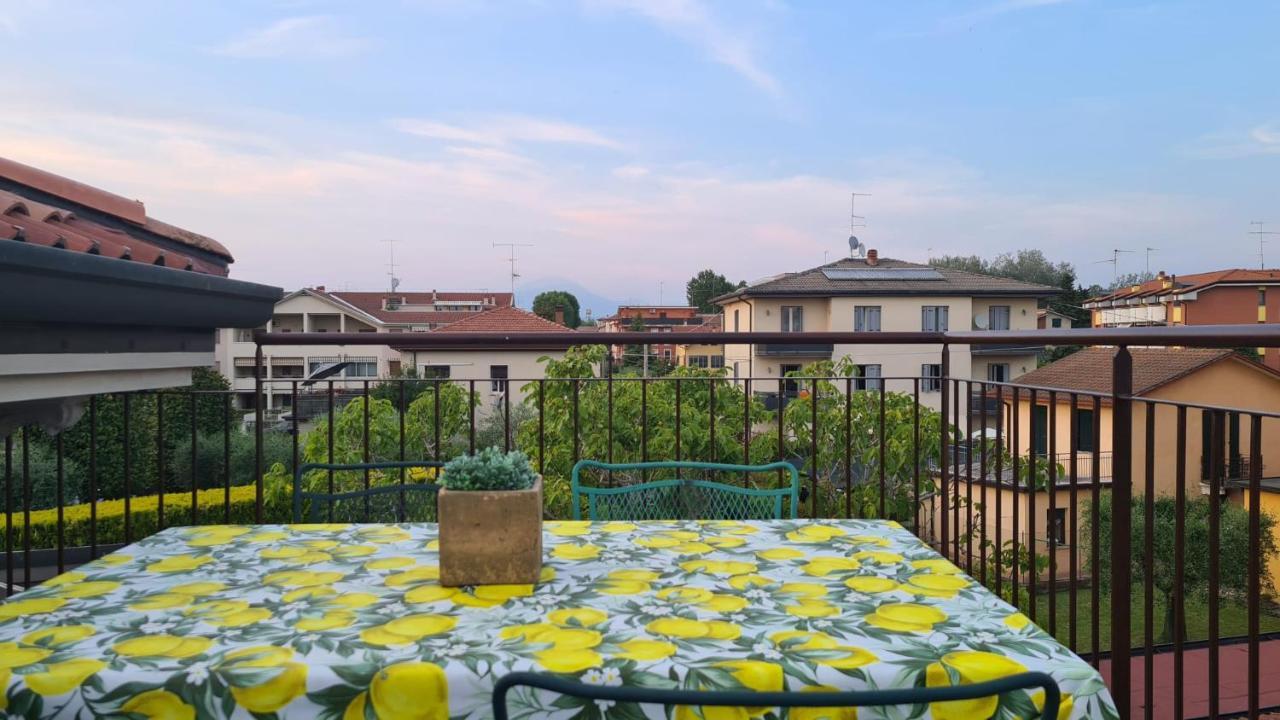 Appartamento Modenese 8 Пескьера-дель-Гарда Экстерьер фото