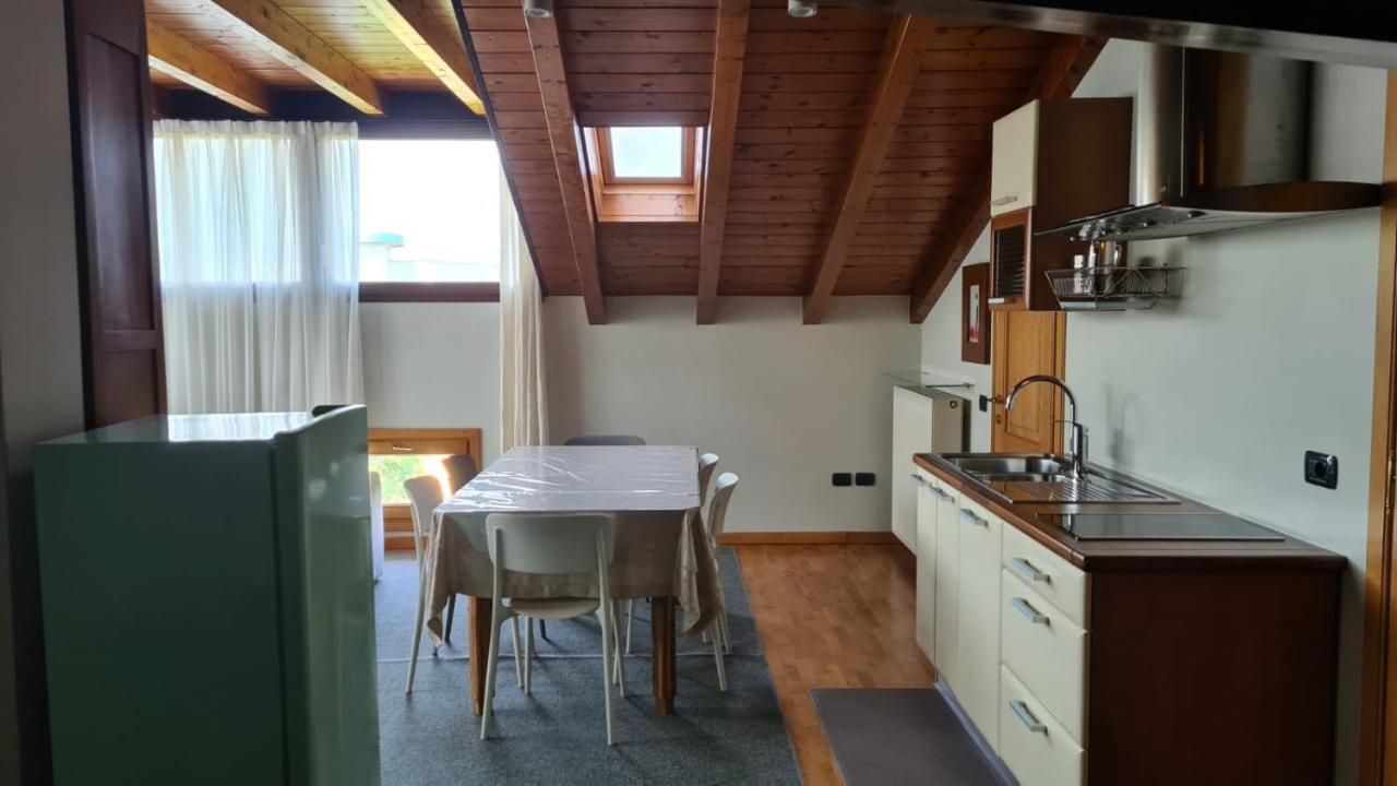 Appartamento Modenese 8 Пескьера-дель-Гарда Экстерьер фото