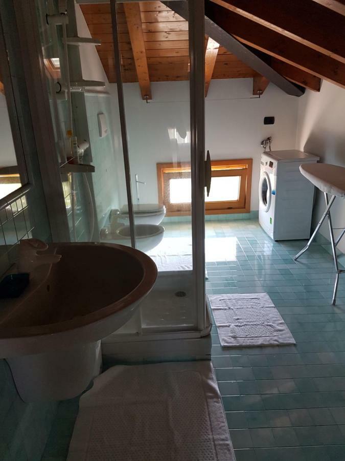 Appartamento Modenese 8 Пескьера-дель-Гарда Экстерьер фото